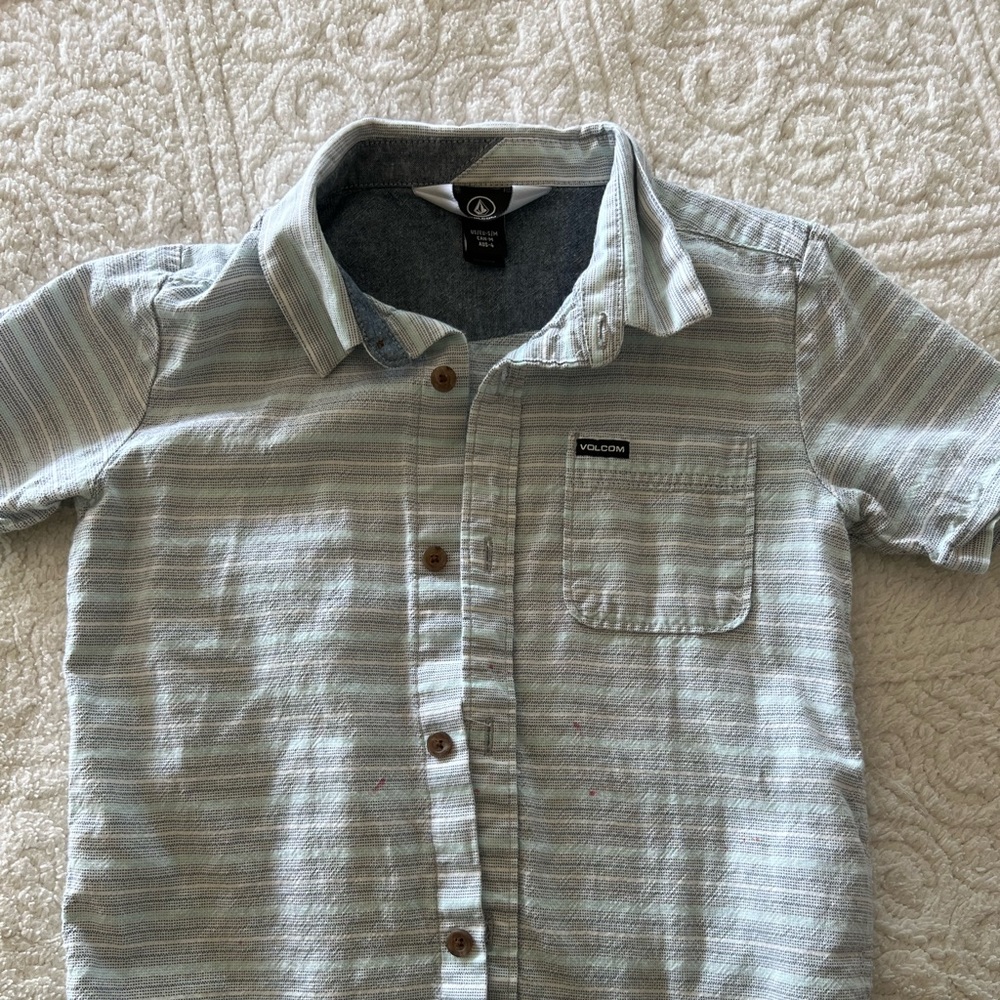 Toddler boy 4T Volcom button up